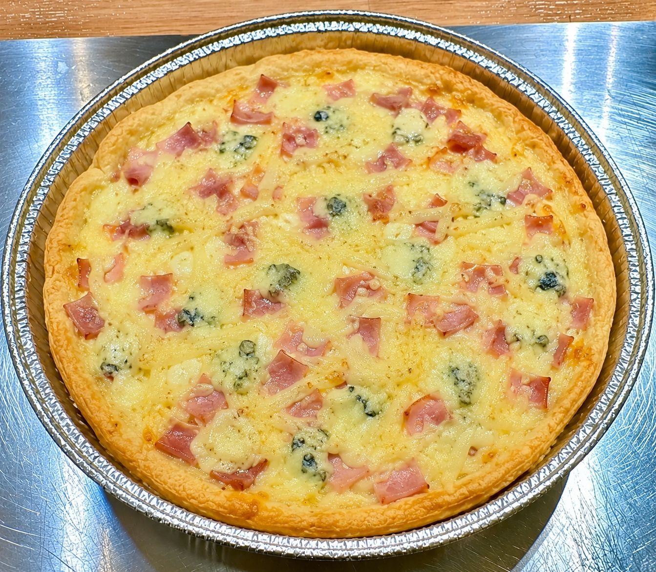 Quiche Jamón, Muzzarella y Roquefort